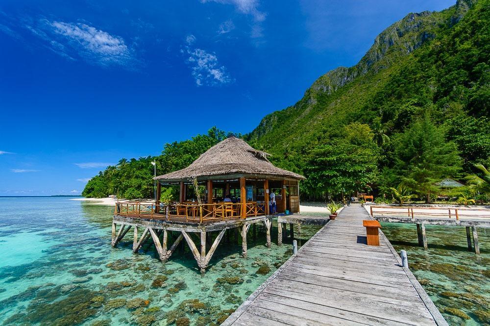 Ora Beach Resort Saleman Bagian luar foto