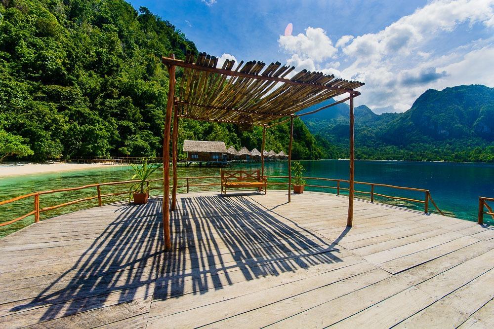 Ora Beach Resort Saleman Bagian luar foto